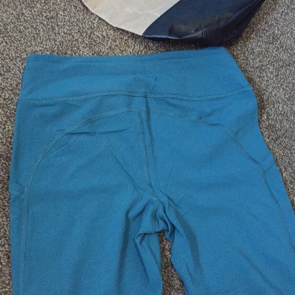 Lululemon 8 Ready To Race teal crops - Picture 5 of 7